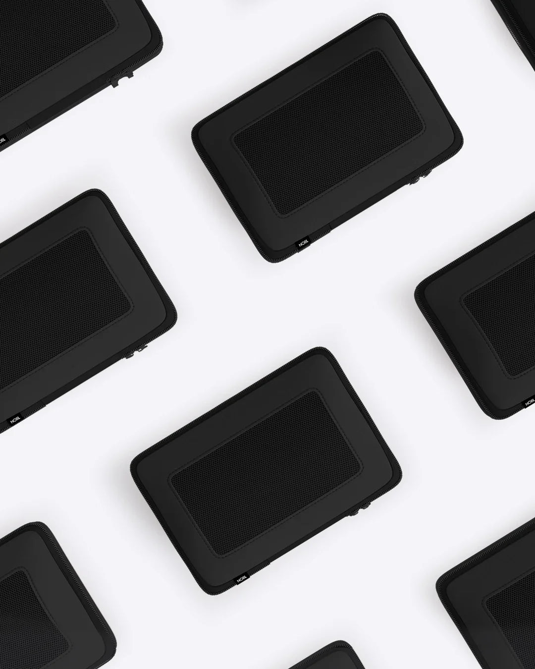Compressible_Packing_Cubes_4x5_Black_9.jpg