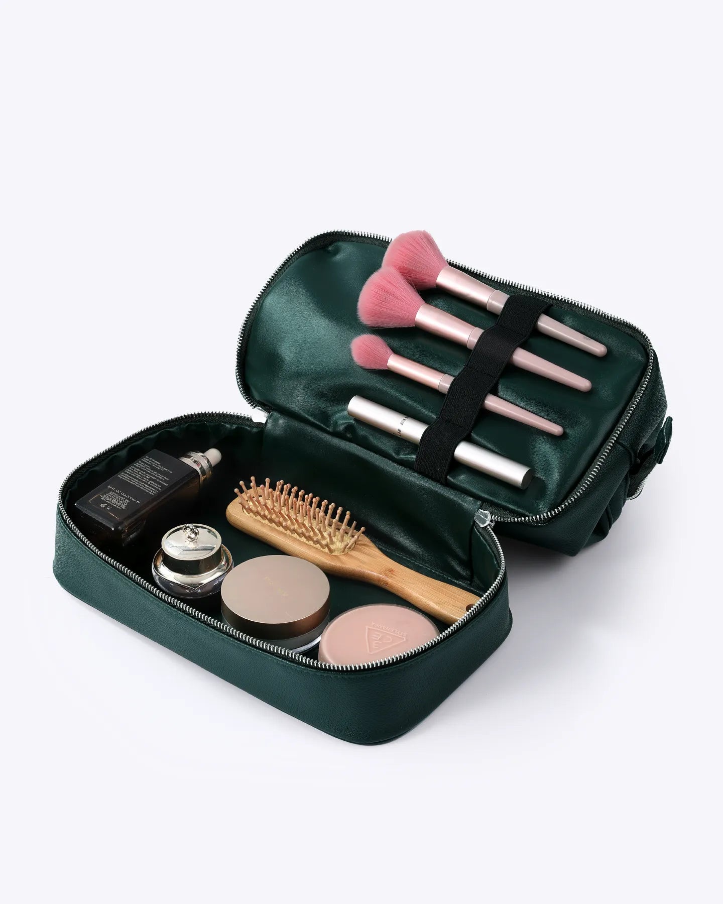 Toiletry_Bag_4x5-04_copy.jpg