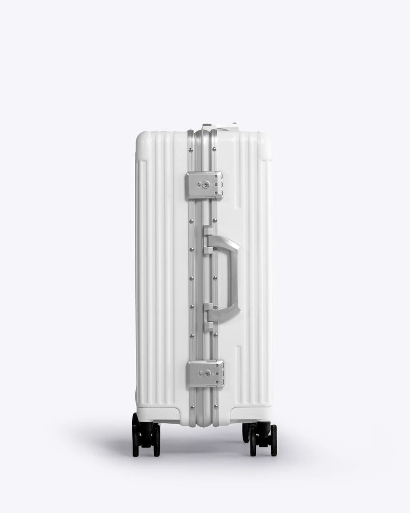 nobl-carry-on-aio-19-white-side.jpg