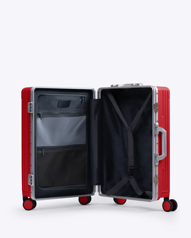 nobl-carry-on-aio-red-inside.jpg